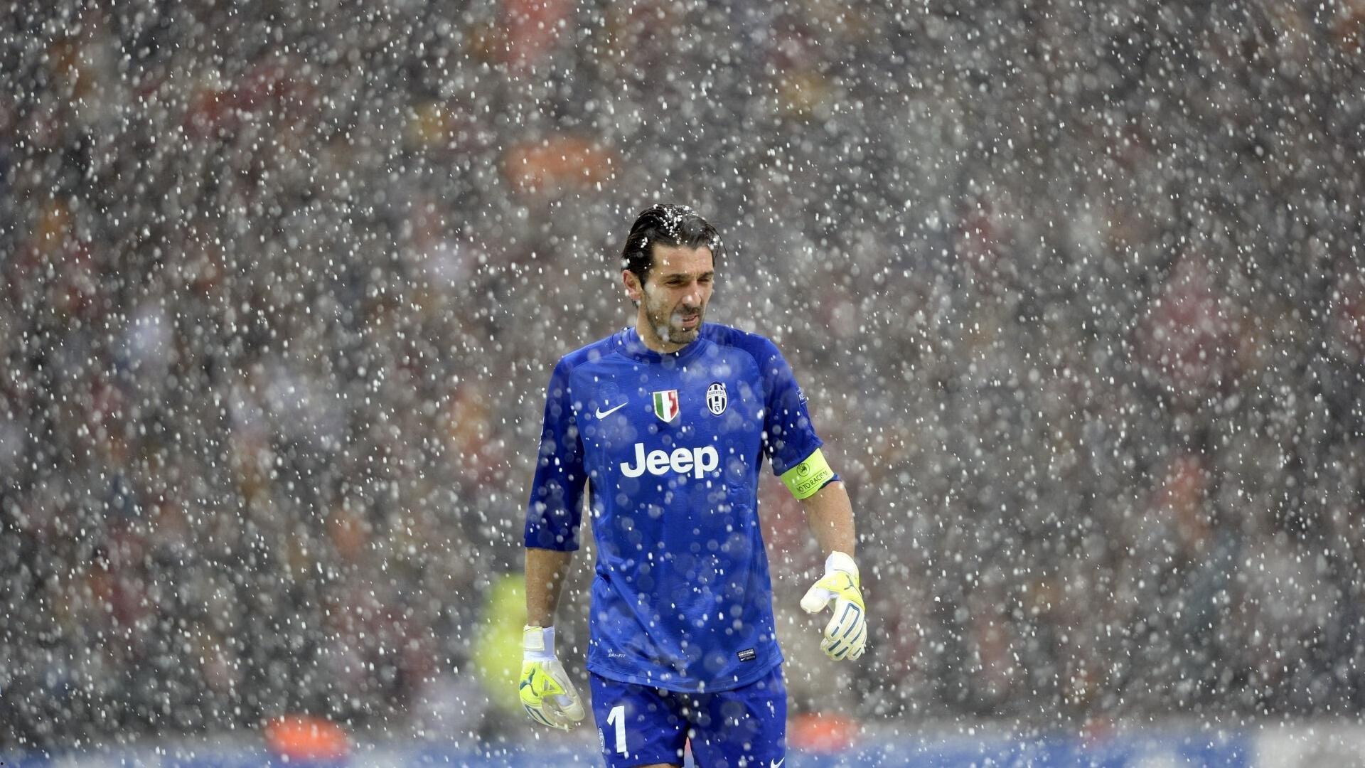 意超杯2025年参赛阵容揭晓，那不勒斯领衔四强，革新赛制引爆期待